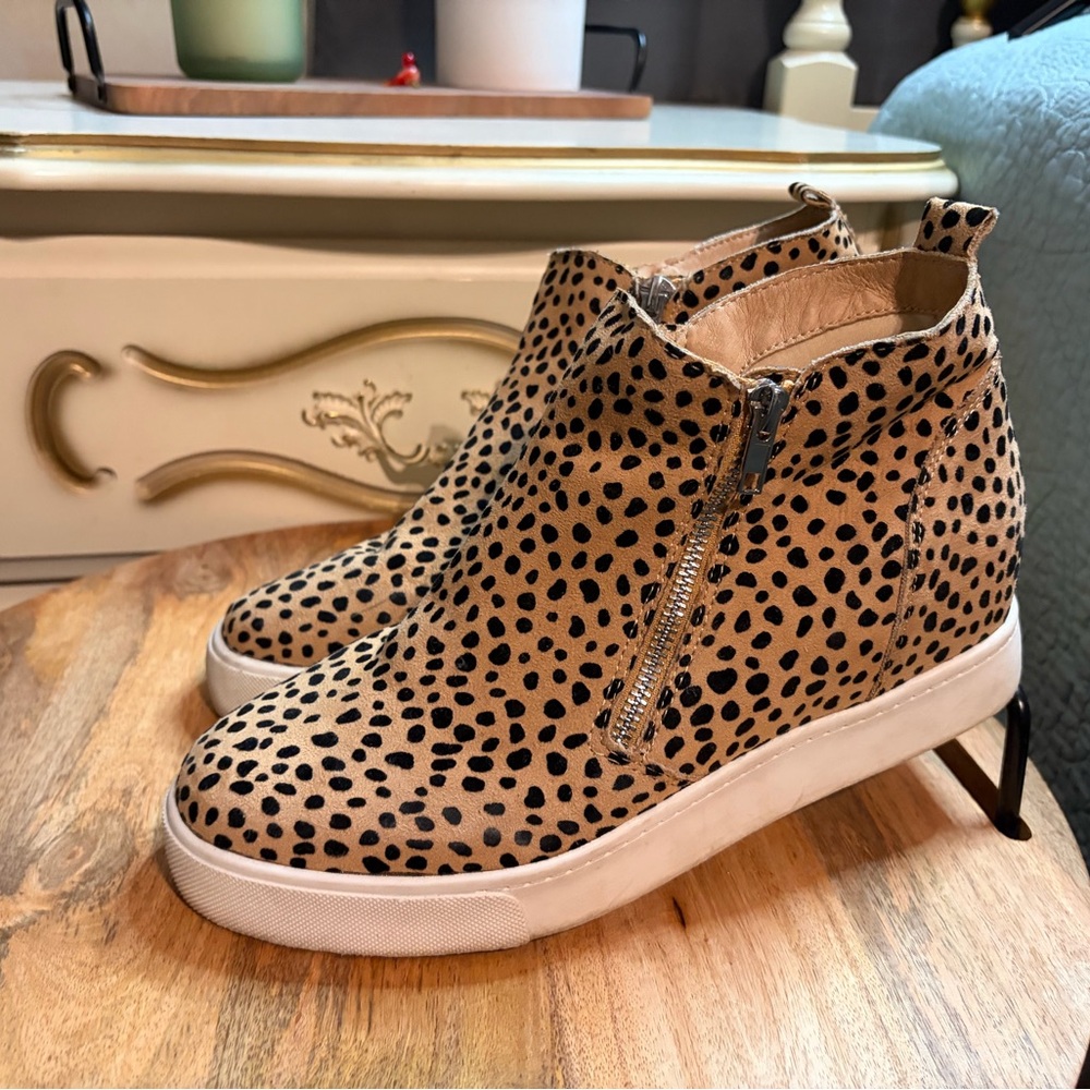 Soda Tan and Black Ankle Booties